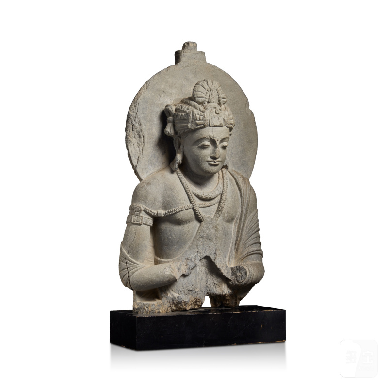 A fragmentary gray schist figure of a turbaned bodhisattva, Ancient region of Gandhara, 3rd / 4th century - 图2